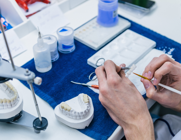 Laboratorio Dental Mauricio Cubillos