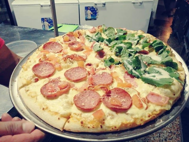 La Real Pizzeria Gourmet