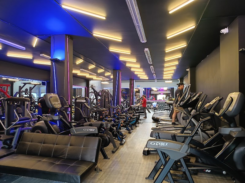 Gimnasio Gym Bro Colombia 20 Julio sur