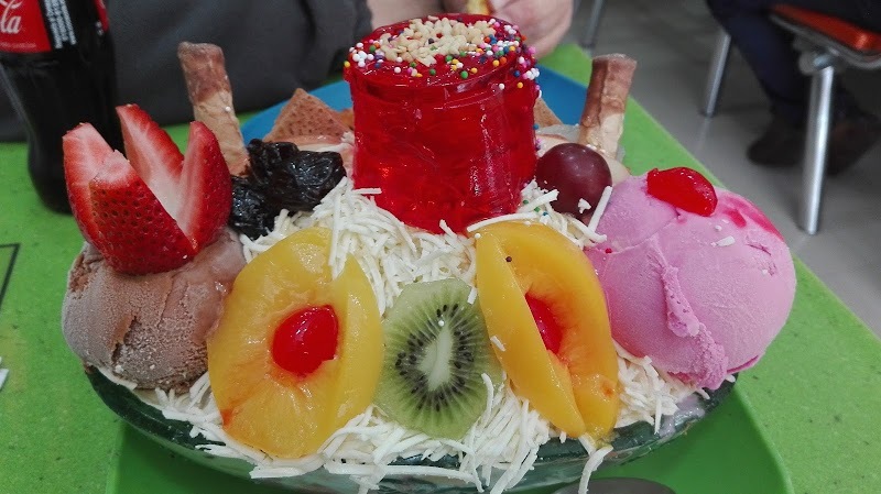 FRUTERIA Y HELADERIA WIMPY´S RIO NEGRO