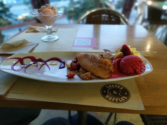 Heladería Crepes & Waffles Centro Mayor 1 Piso