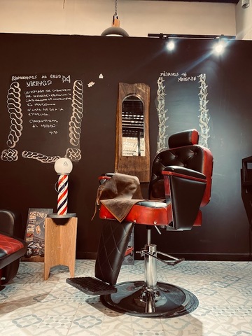 Valhalla barbeershop ( Barber Studio ) Barbería Manila poblado