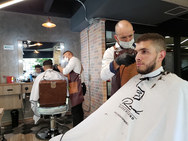 Barbería Rand Honors Mall Zona 2 - Poblado