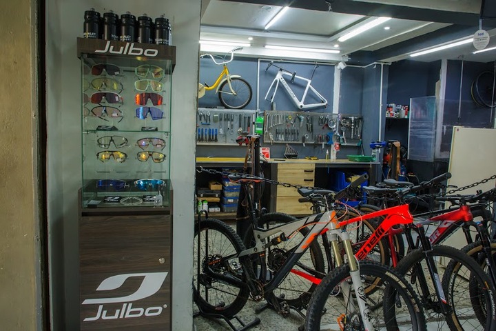 Tourmalet Cycling Store