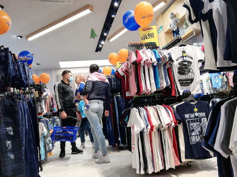 bodega mayoristas estreno