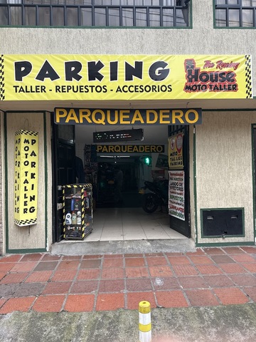 The Racing House Moto Taller Parqueadero