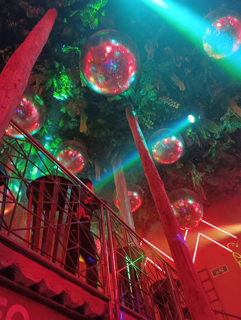 Rakata bar