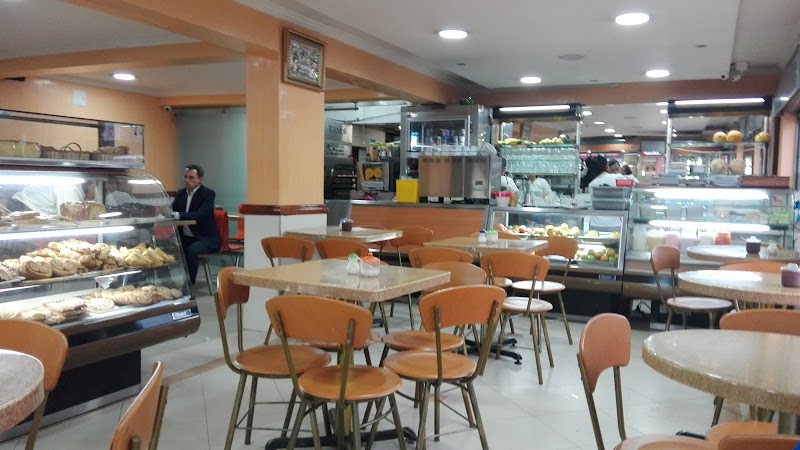 El Dorado Panadería, Restaurante y Pastelería