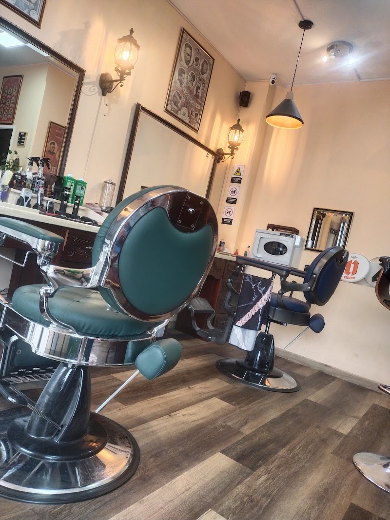Tequm Traditional Barbershop - Barbería Bogotá