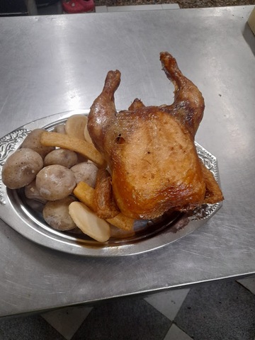 ASADERO SURTIDORA DE AVES LA 22 OG