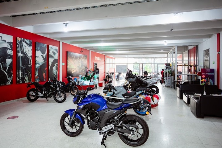 ACEITAR MOTOS YAMAHA CALLE 116