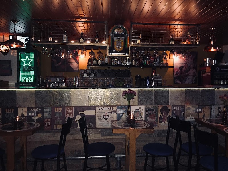 Rockola Urania Cafe Bar