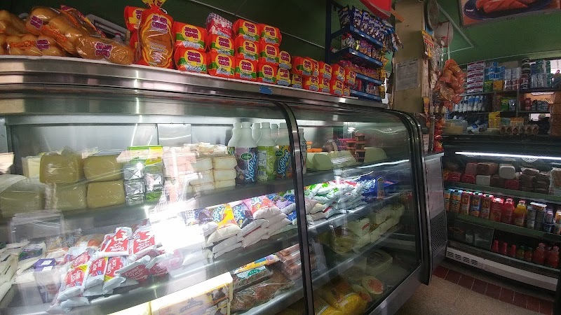 SALSAMENTARIA EL PALMAR DE VILLAS