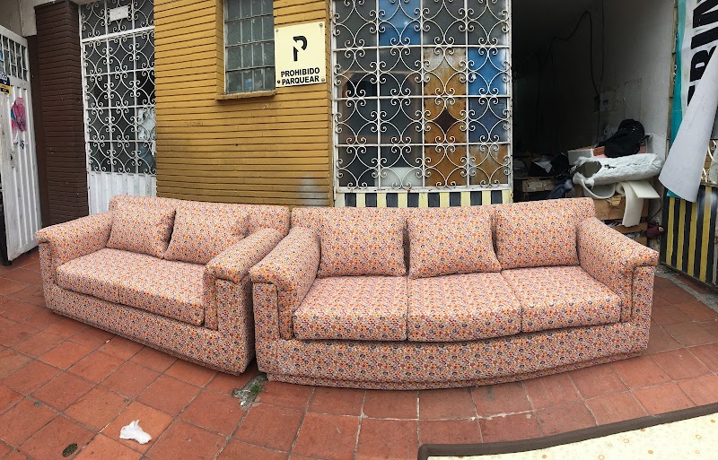 El palacio de la espuma y el mueble