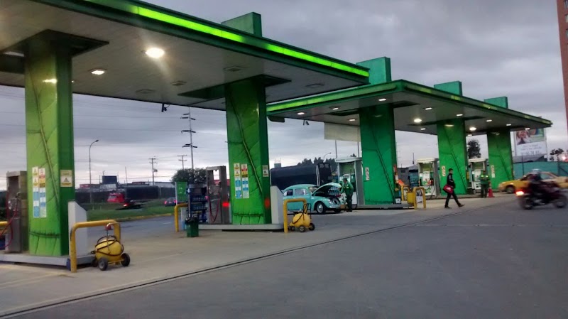 Estación de Servicio Shell Calle 13
