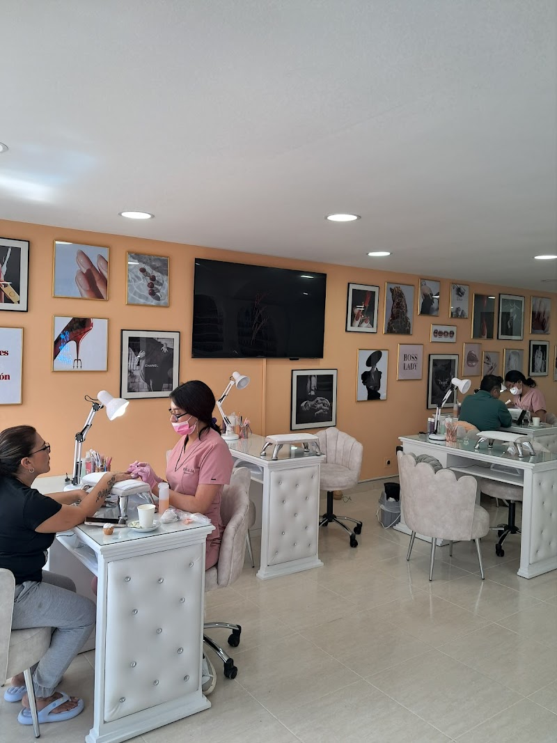 MHALIA SPA NAILS