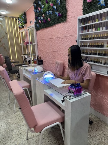 Spa de uñas y salón de belleza