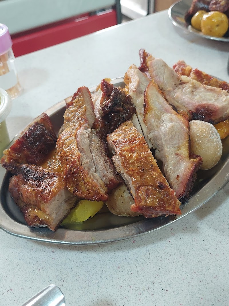 piqueteadero LA GALLINA QUE ENCANTA
