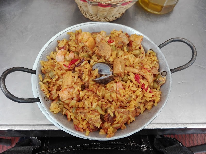 APV autentica paella valenciana