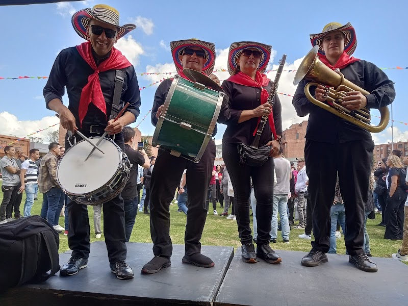 Banda Papayera Fiesta en Corraleja
