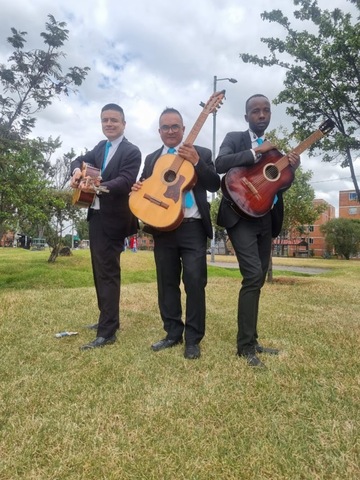Serenatas De Trio En Bogotá Boleros - Trio Alma Mia