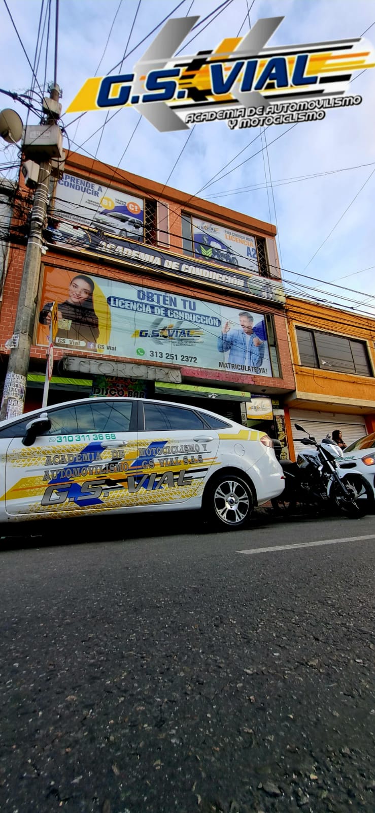 ACADEMIA DE MOTOCICLISMO Y AUTOMOVILISMO GS VIAL