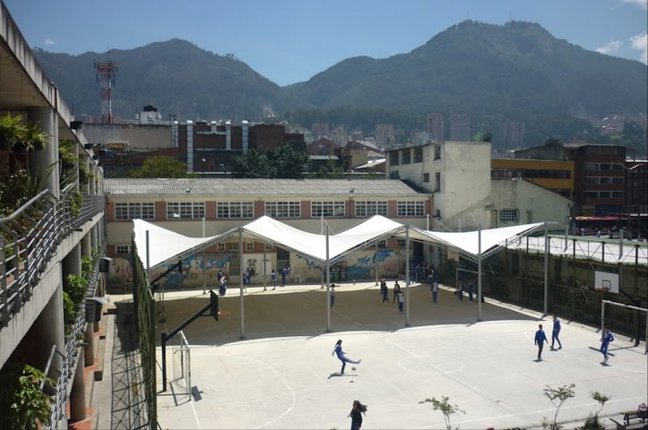 Colegio Tecnico Comercial Manuela Beltran