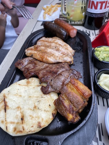 Mis Carnes Parrilla Chico