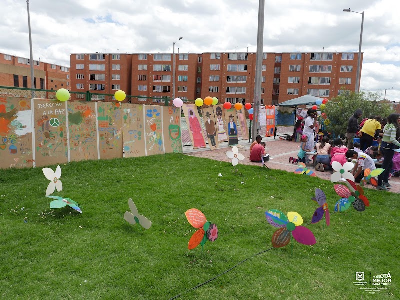 1 Las Margaritas Park