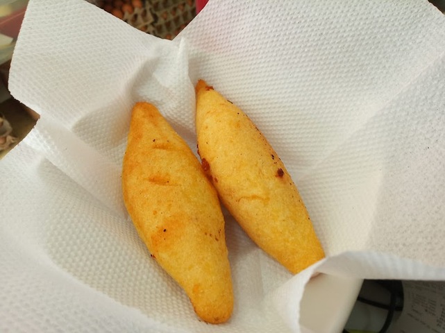 Arepa e´ Huevo & Carimañola Frutos de La Vid JC