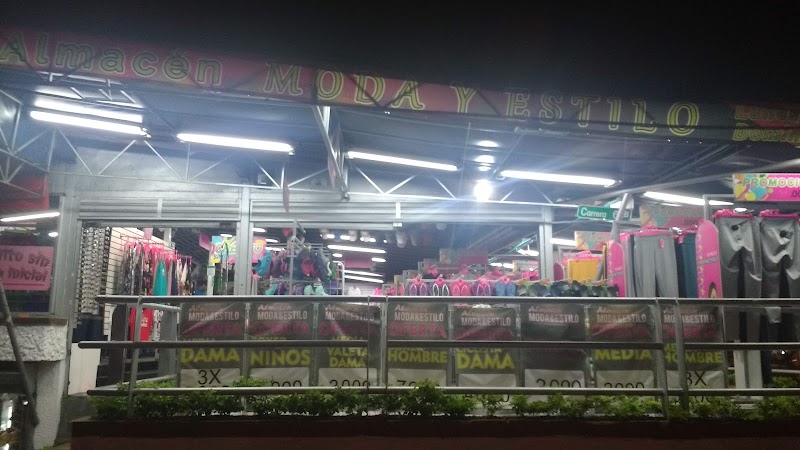 Almacén Moda y Estilo