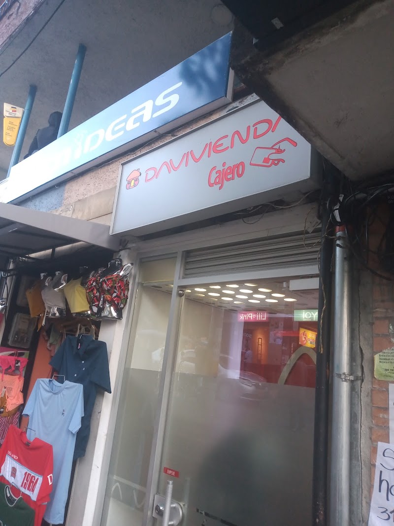 Almacen de ropa la 68
