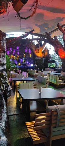 Flavours Rooftop & International Gastro Bar