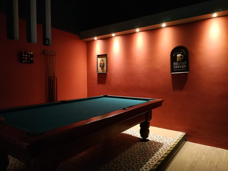 Public House Laureles