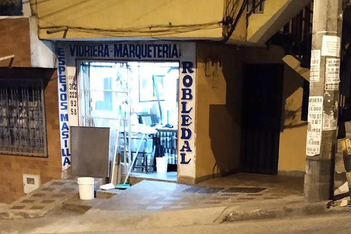 Vidriería y marquetería Robledal