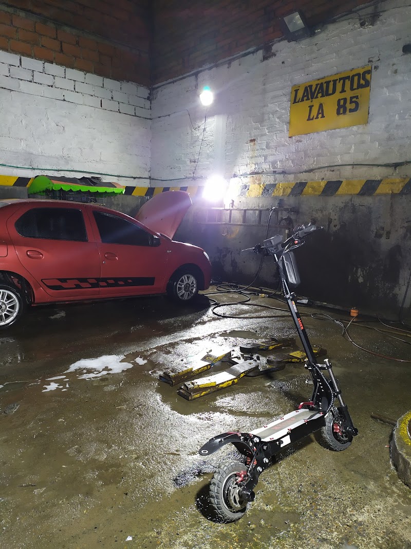 LAVAUTOS LA 85