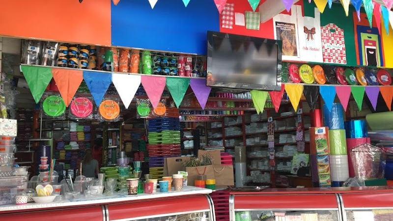 PLASTICOS PUNTO ROJO