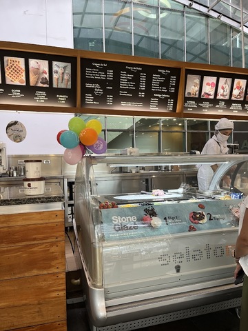 Heladería Crepes & Waffles Tesoro