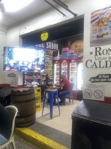 Salsamentaria La Esquina Del Sabor Medellin