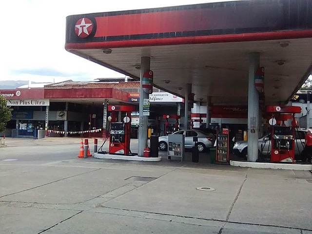 DISTRACOM LOS DELFINES