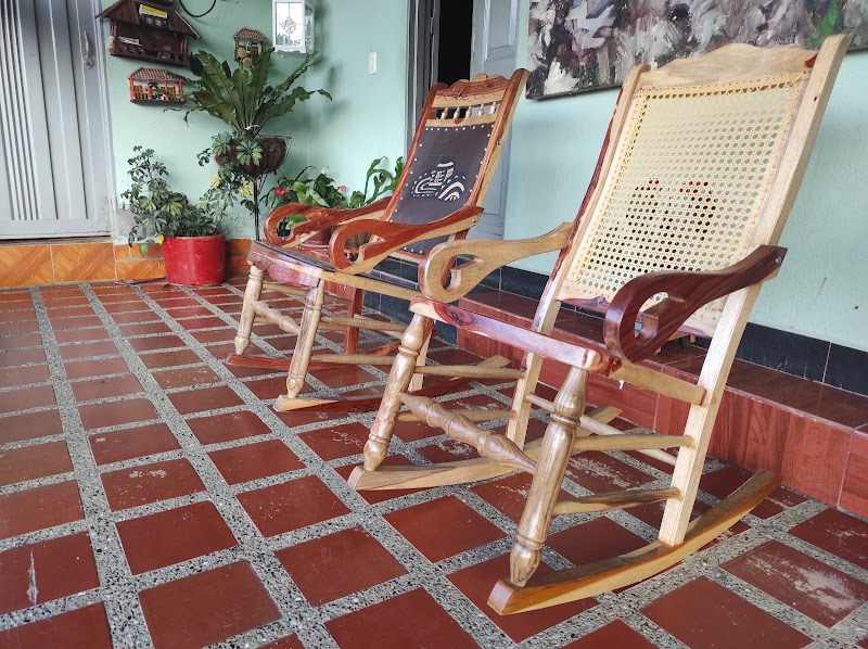 CASA DE LA MECEDORA
