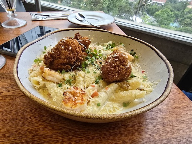 Parmessano Centro Comercial el Tesoro