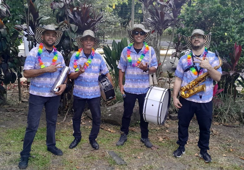 Papayera y Chirimía Rumbason