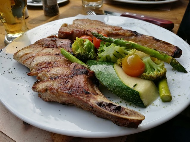 El Correo Carne y Vino