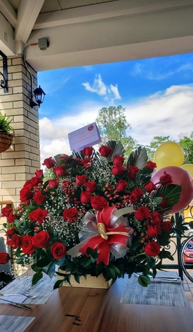 Floristería Lluvia de Rosas