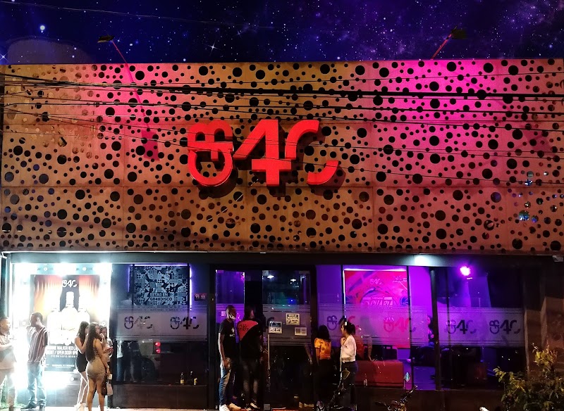 GB40 Discoteca Bar