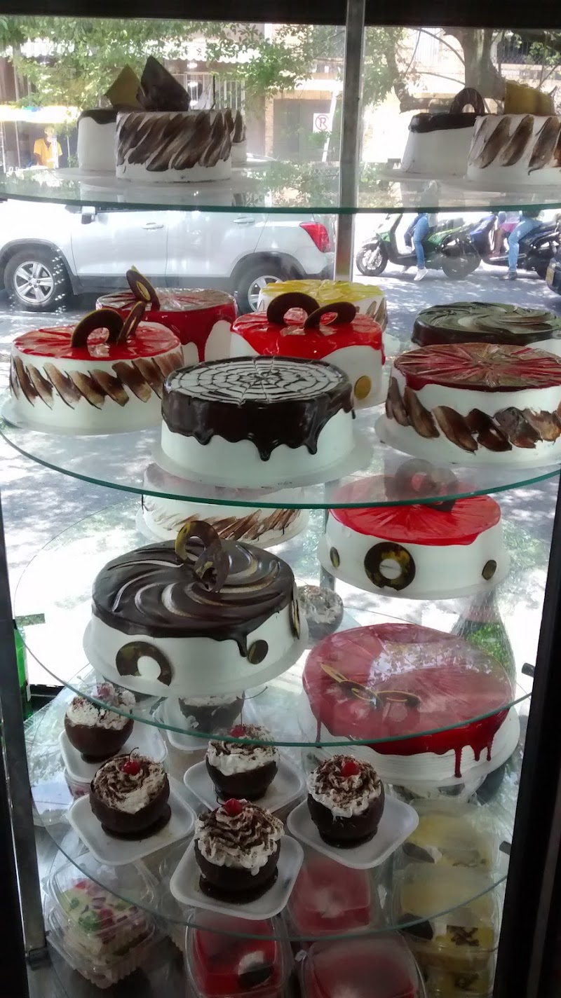 Panaderia La Chantilly - Villa Bolivar