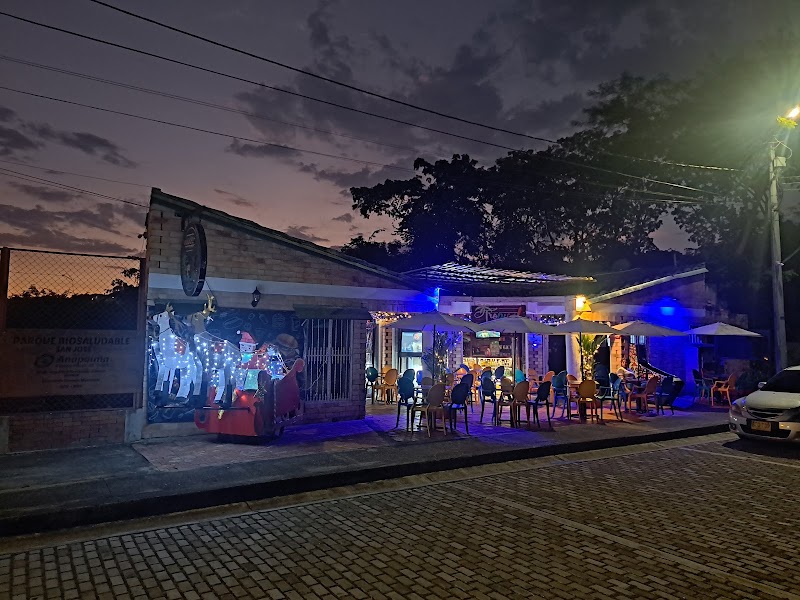 TROPICAL V.I.P. - BAR