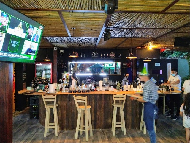 Aborigen Bar y Comida Salvaje