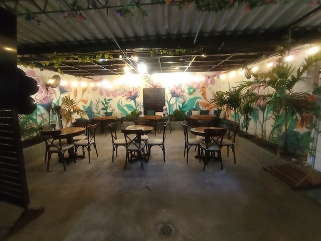 Patio Santo La Dorada